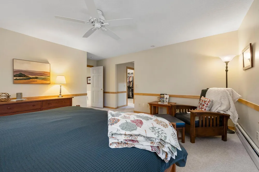 3942 Willmatt Hill, Minnetonka, MN 55305
