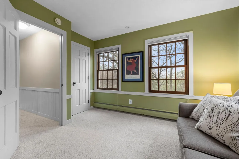 3942 Willmatt Hill, Minnetonka, MN 55305