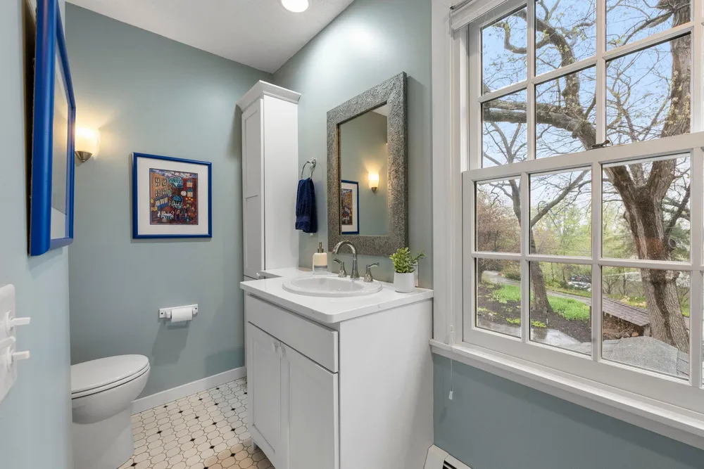 3942 Willmatt Hill, Minnetonka, MN 55305