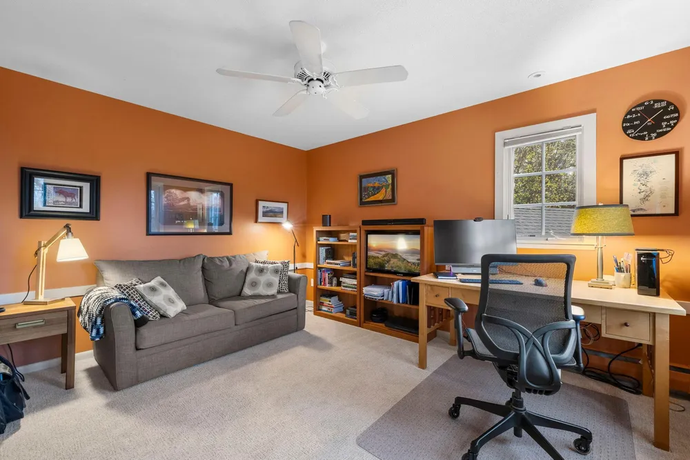 3942 Willmatt Hill, Minnetonka, MN 55305