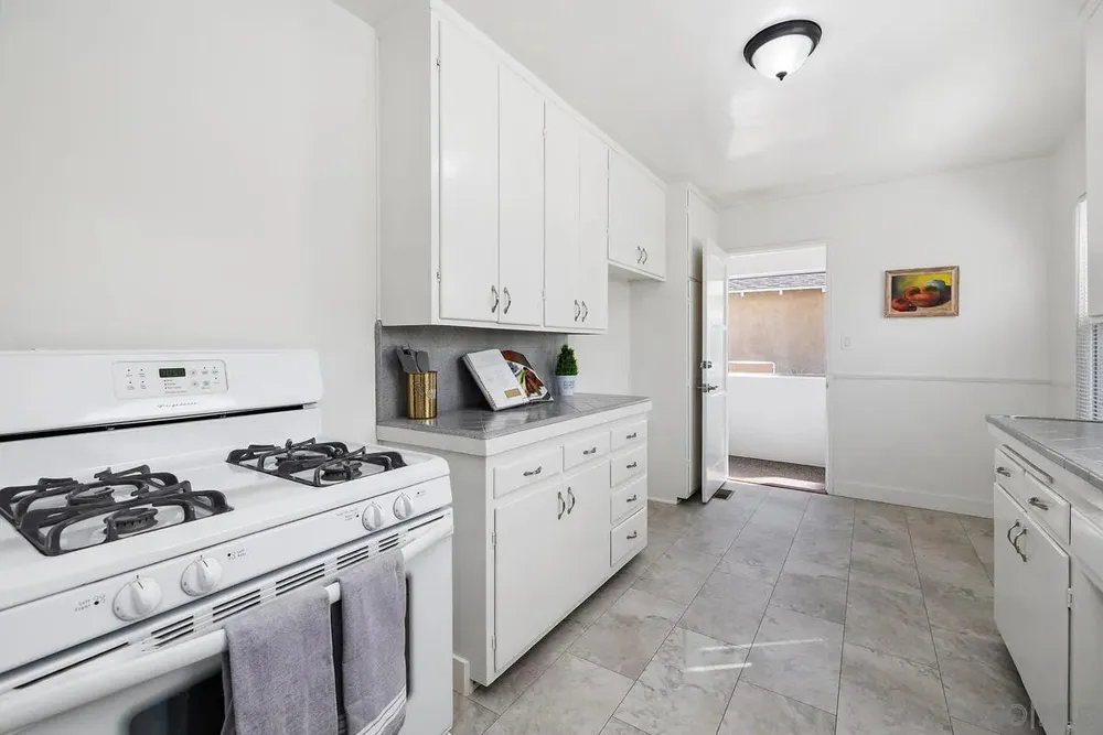 4376 Harbinson Ave, La Mesa, CA 91942