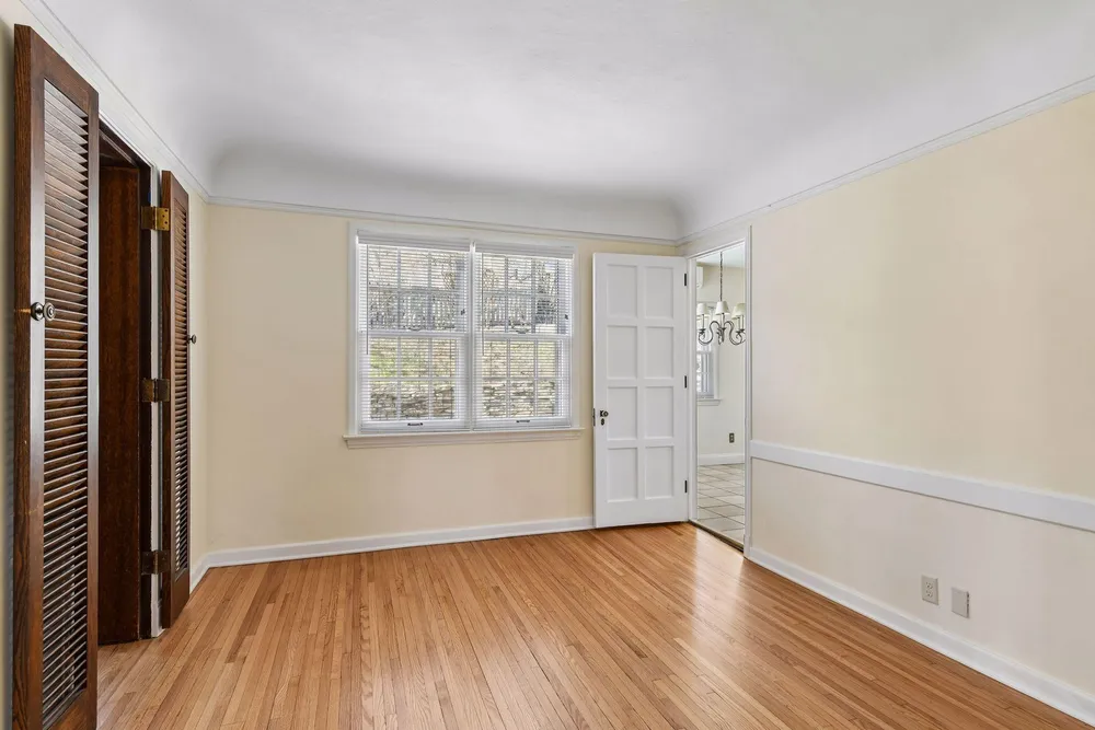 38 W Minnehaha Pkwy, Minneapolis, MN 55419