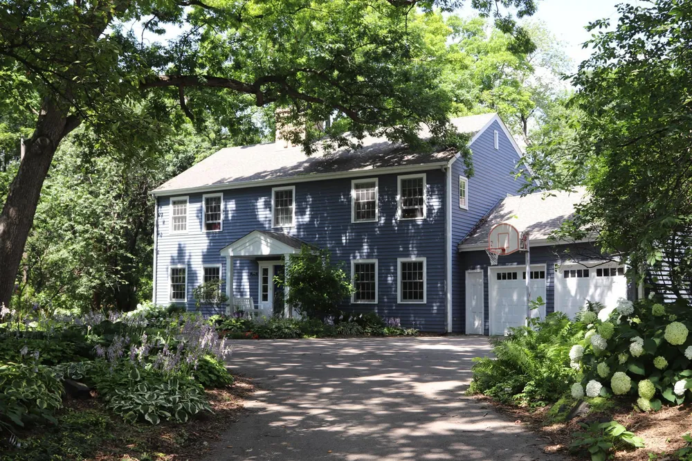 3942 Willmatt Hill, Minnetonka, MN 55305