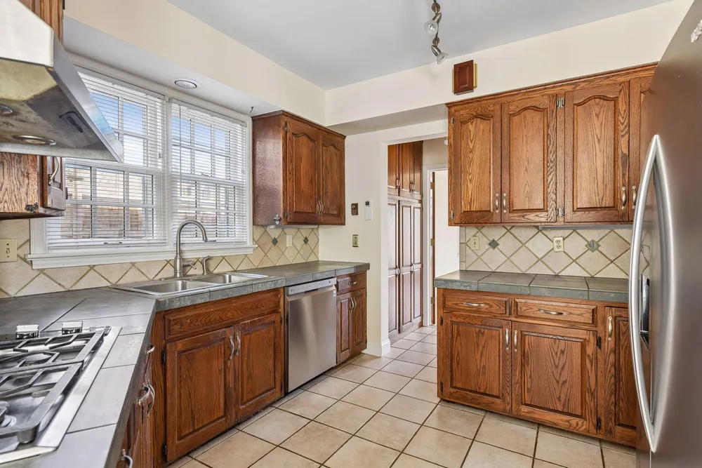 38 W Minnehaha Pkwy, Minneapolis, MN 55419