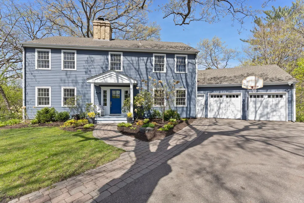 3942 Willmatt Hill, Minnetonka, MN 55305