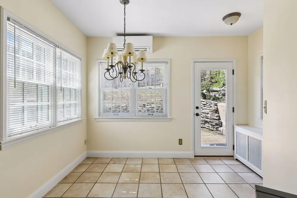 38 W Minnehaha Pkwy, Minneapolis, MN 55419