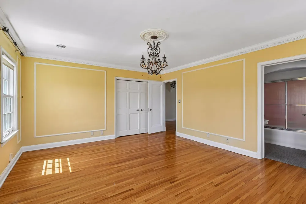 38 W Minnehaha Pkwy, Minneapolis, MN 55419