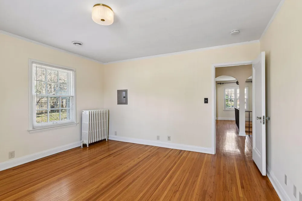 38 W Minnehaha Pkwy, Minneapolis, MN 55419