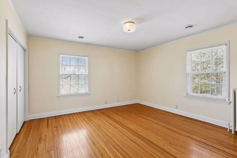 38 W Minnehaha Pkwy, Minneapolis, MN 55419