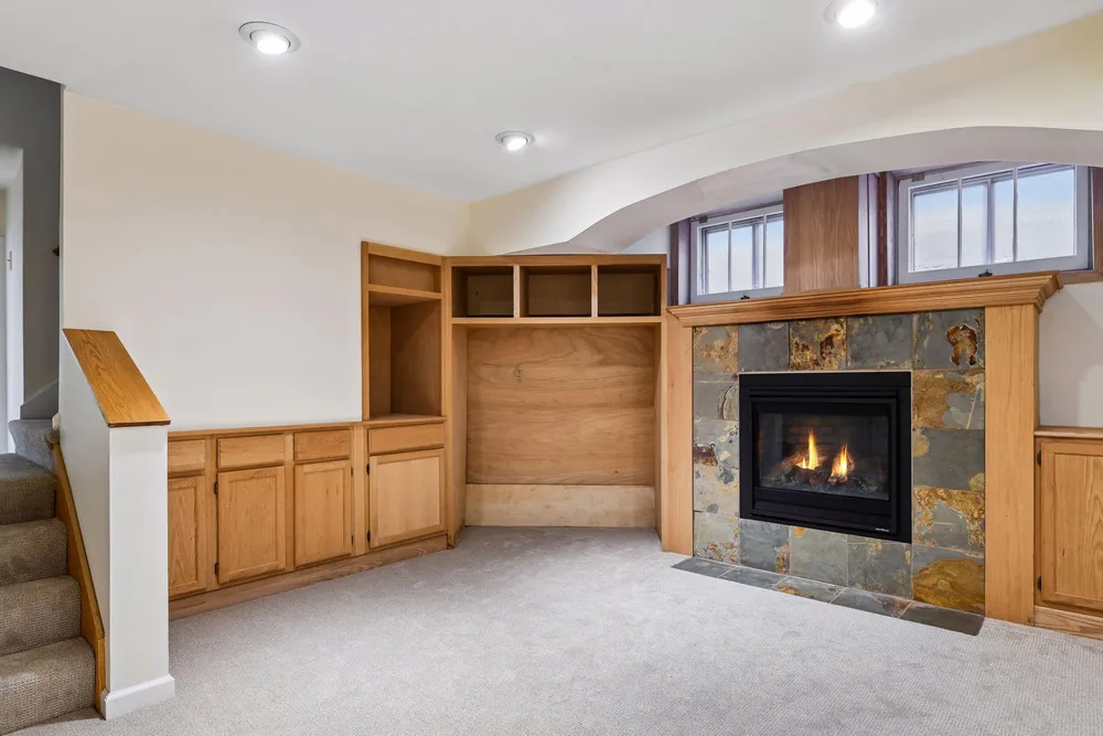 38 W Minnehaha Pkwy, Minneapolis, MN 55419