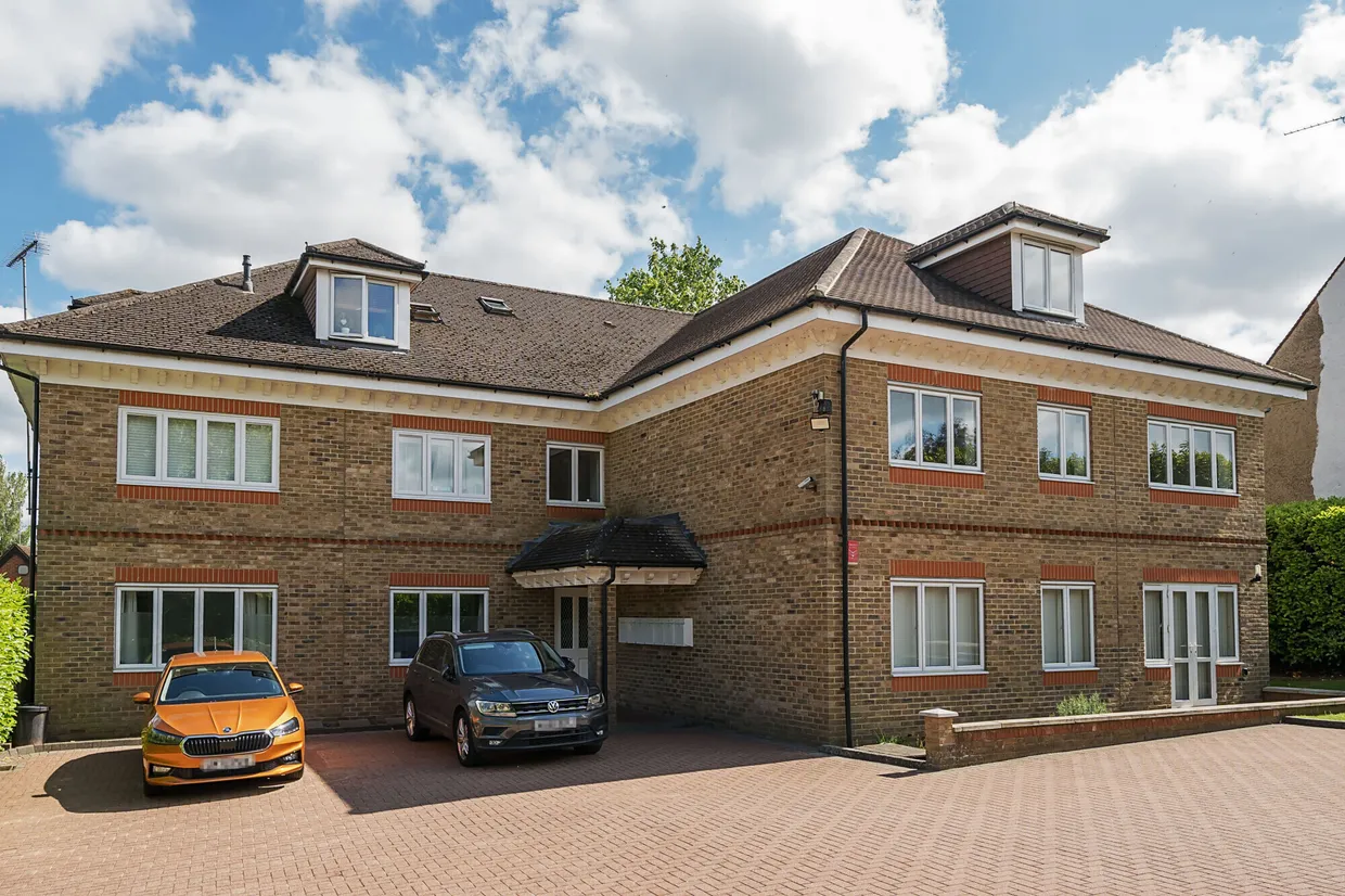 Money Hill Road, Rickmansworth, WD3 photo 1