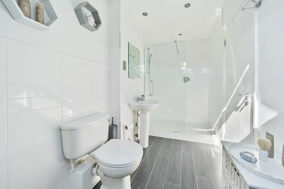 Money Hill Road, Rickmansworth, WD3 photo 6