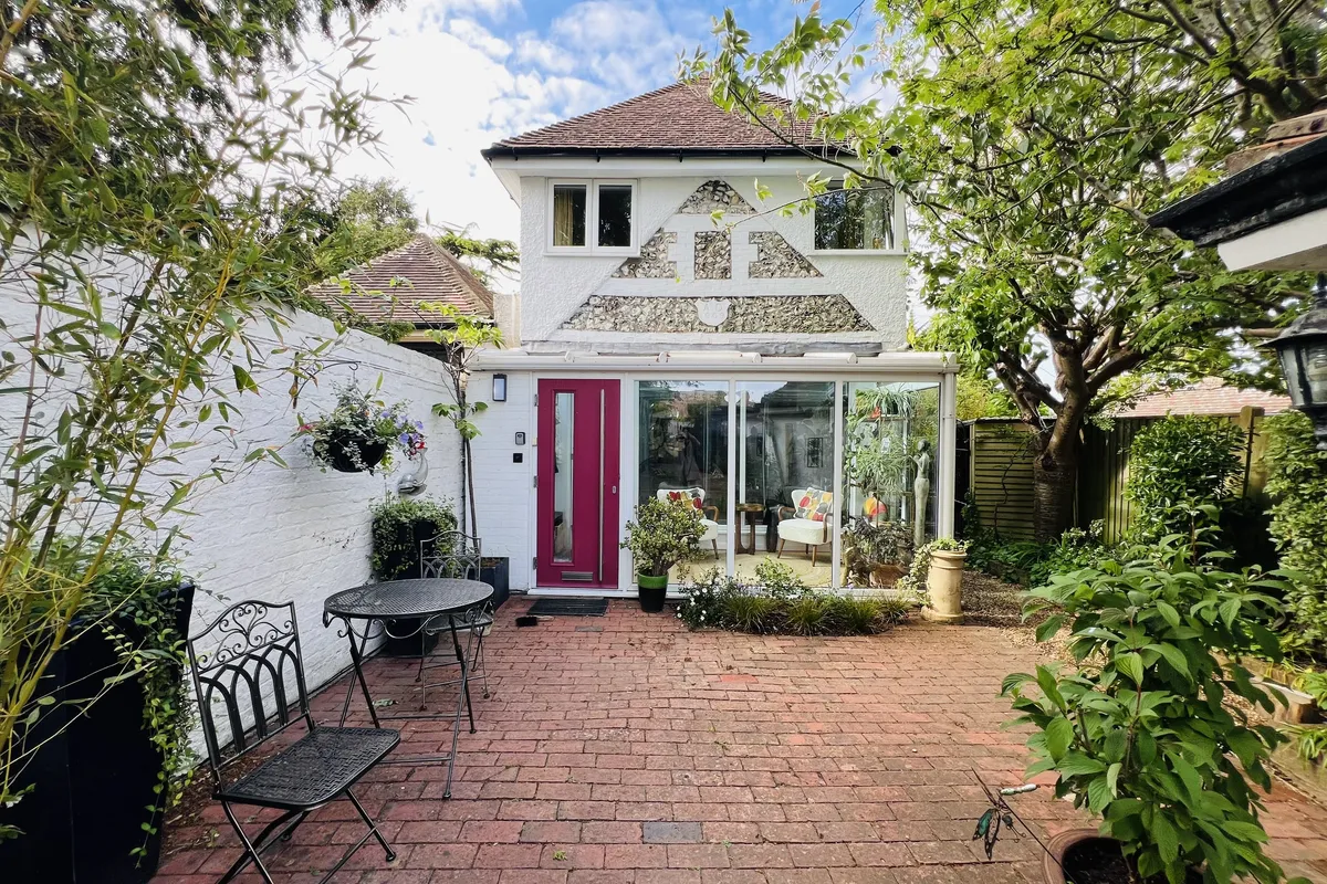 Prideaux Road, EASTBOURNE
