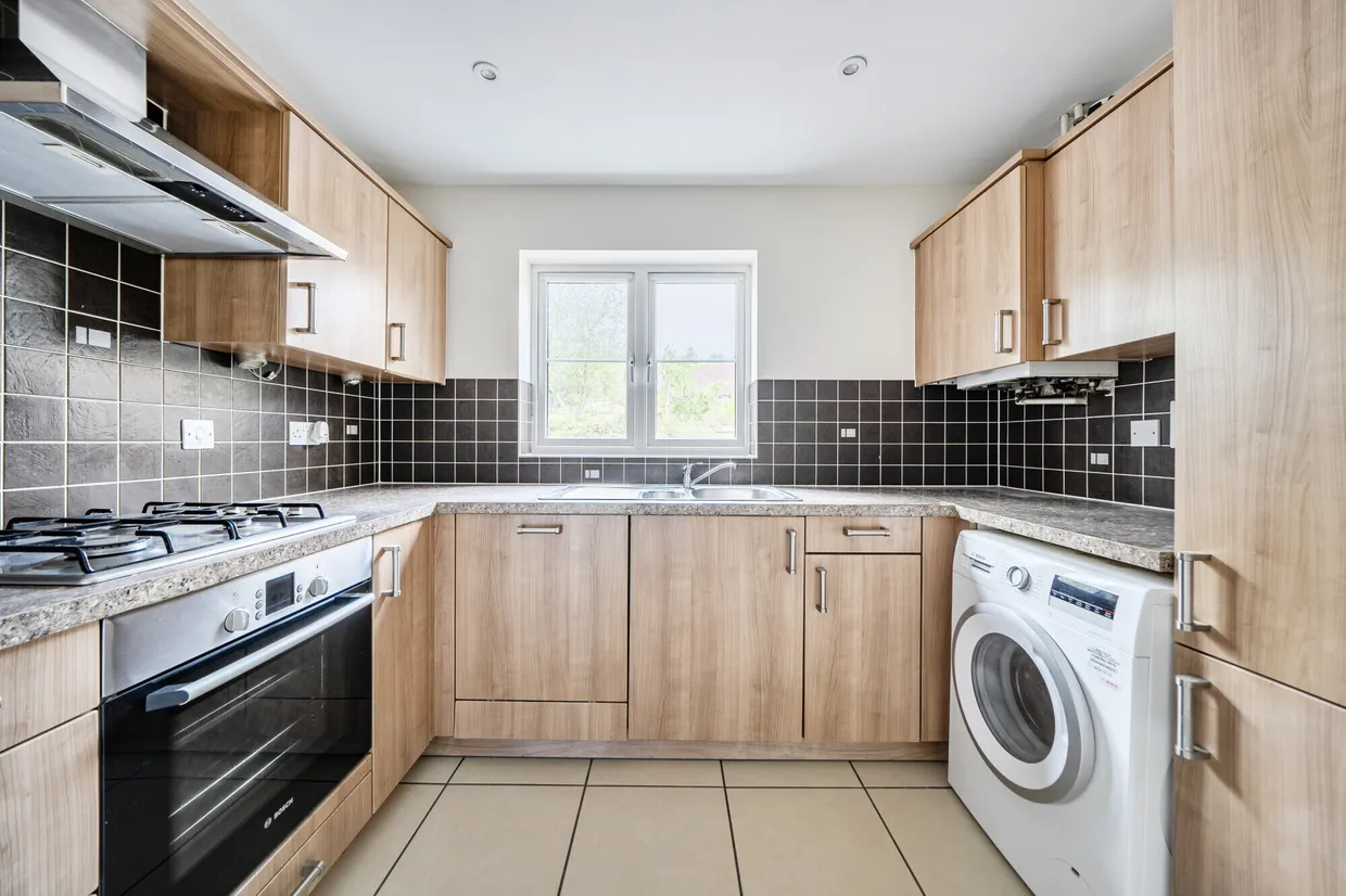 Tithing Road, Fleet, GU51 photo 2