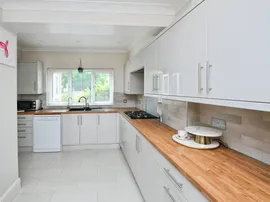 Glebelands, Harlow thumb 3