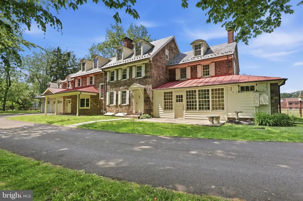 1682 Clydesdale Circle, Yardley, PA 19067