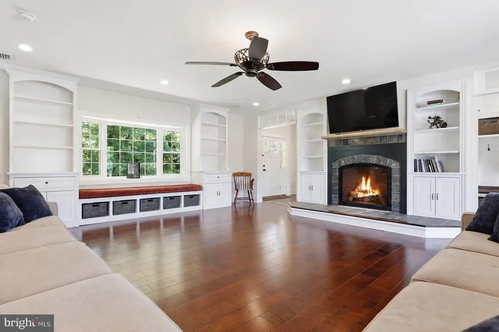 1682 Clydesdale Circle, Yardley, PA 19067