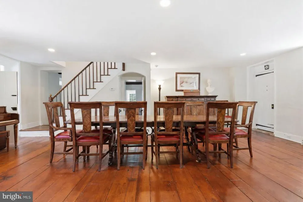 1682 Clydesdale Circle, Yardley, PA 19067