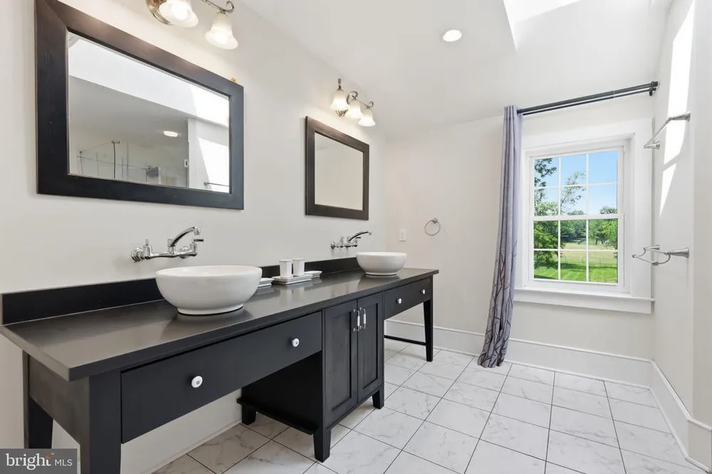 1682 Clydesdale Circle, Yardley, PA 19067