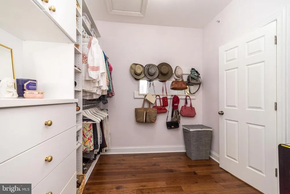 73 Creekview Ln, Yardley, PA 19067-2767