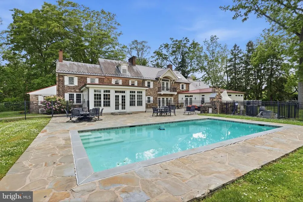1682 Clydesdale Circle, Yardley, PA 19067