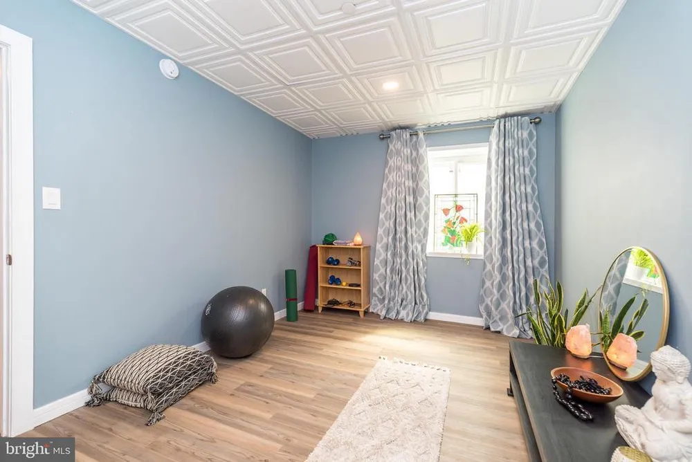 73 Creekview Ln, Yardley, PA 19067-2767