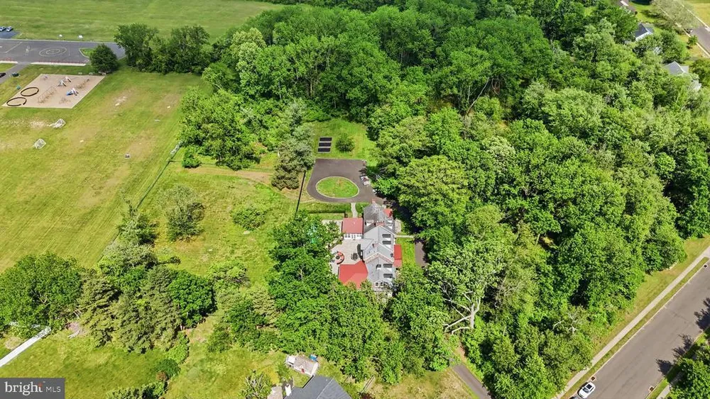 1682 Clydesdale Circle, Yardley, PA 19067