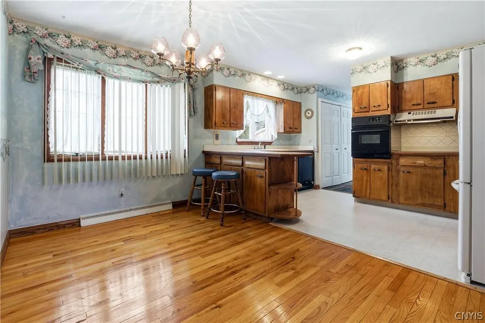603 Hickory St, Rome, NY 13440