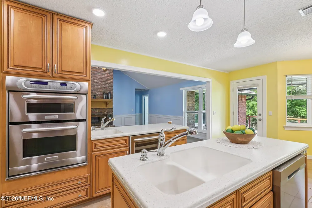 2810 Ravines Rd, Middleburg, FL 32068