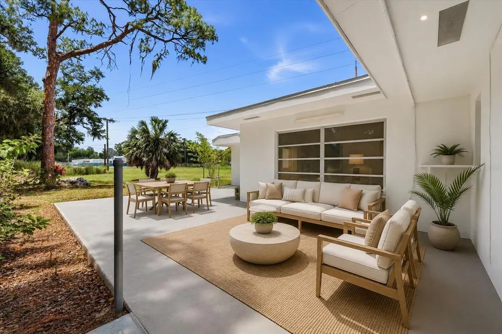 4100 Tee Rd, Sarasota, FL 34235