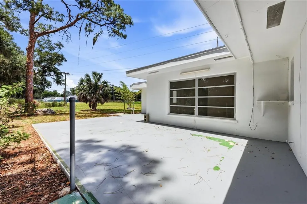 4100 Tee Rd, Sarasota, FL 34235