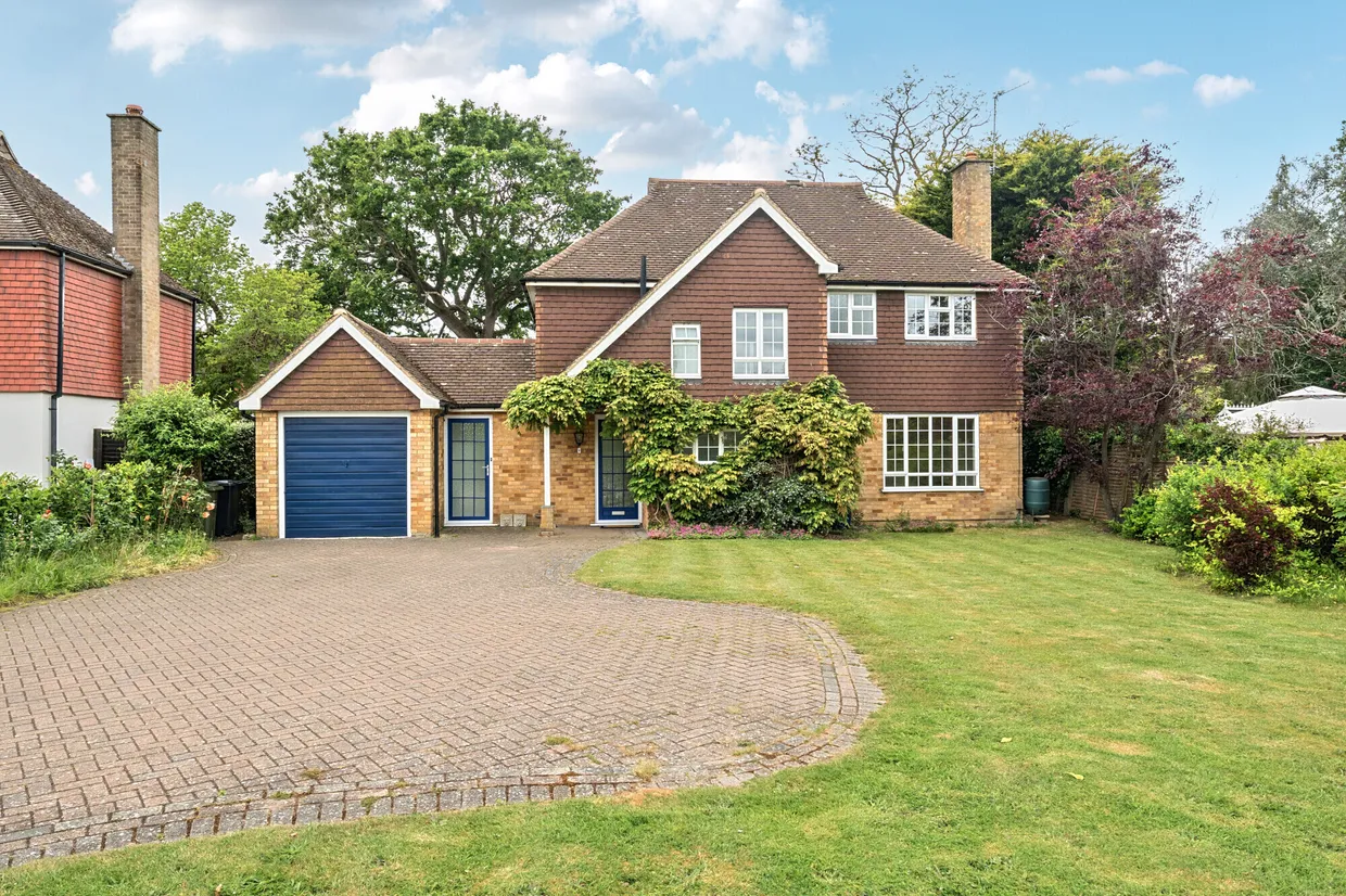 Rectory Close, Guildford, GU4 photo 1