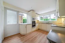 Rectory Close, Guildford, GU4 photo 6
