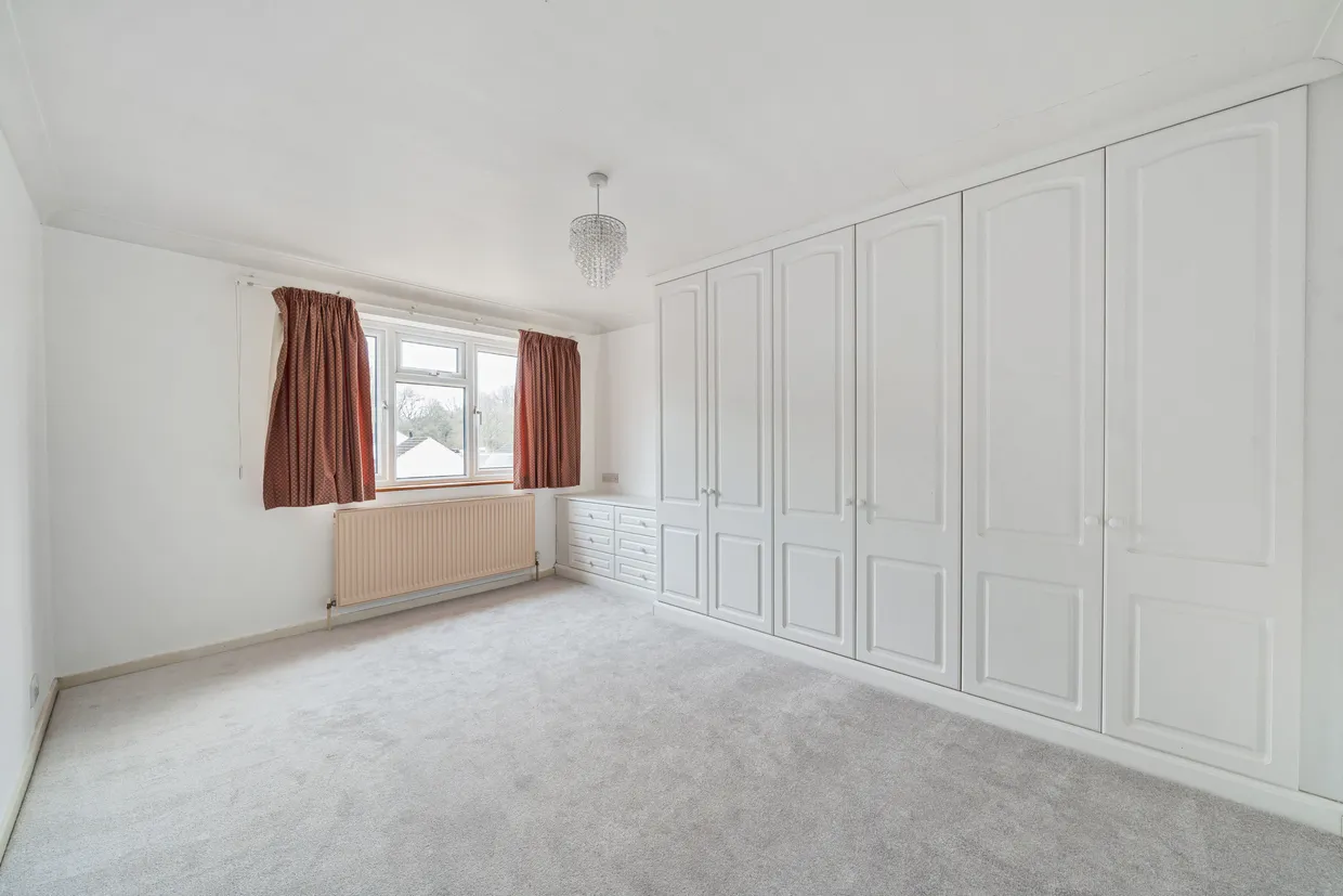 Brookside Crescent, Cuffley, EN6 photo 3