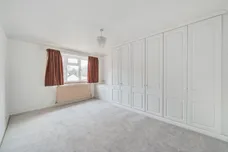 Brookside Crescent, Cuffley, EN6 photo 3