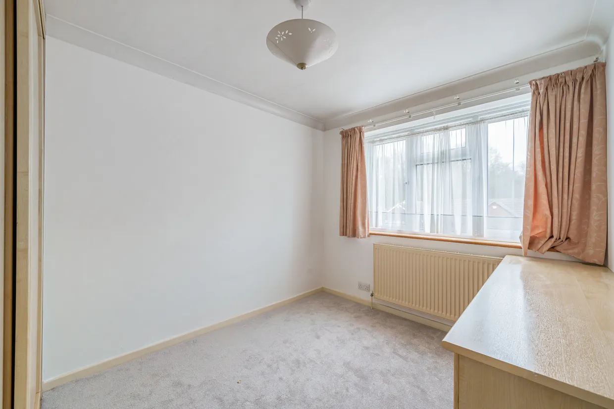 Brookside Crescent, Cuffley, EN6 photo 8