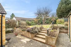 Brookside Crescent, Cuffley, EN6 photo 12