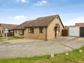Wheatfields, Rickinghall, Diss photo