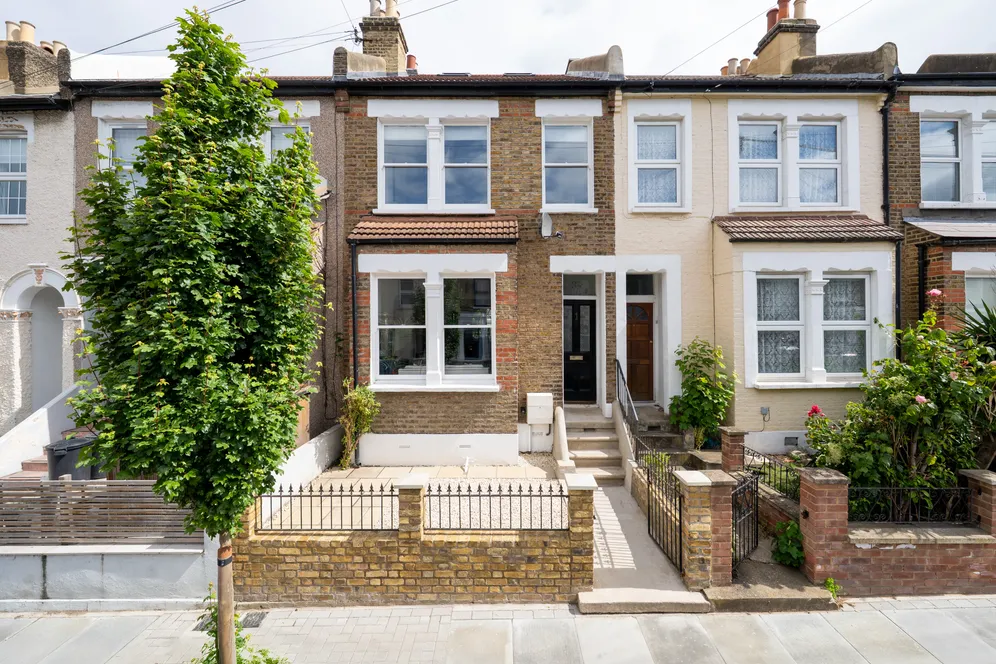 Trevelyan Road, London, SW17 photo 8