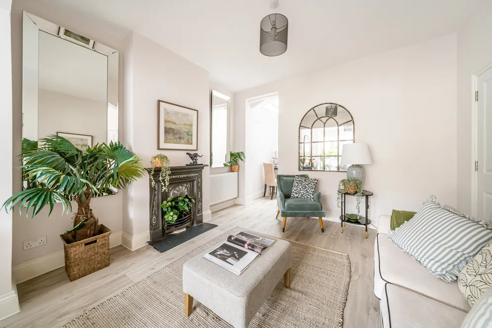 Trevelyan Road, London, SW17 photo 12
