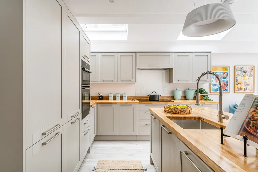 Trevelyan Road, London, SW17