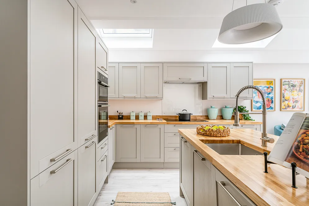 Trevelyan Road, London, SW17 photo 16