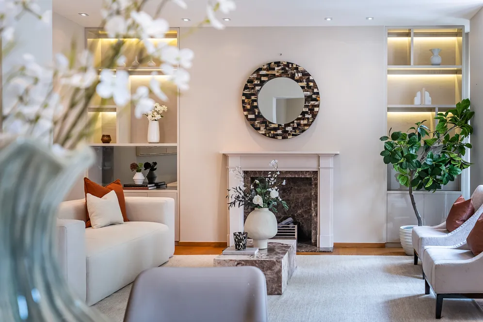 Iverna Court, LONDON, W8 photo 4