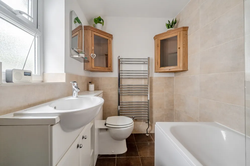 Marlow Road, Bourne End, SL8 photo 6