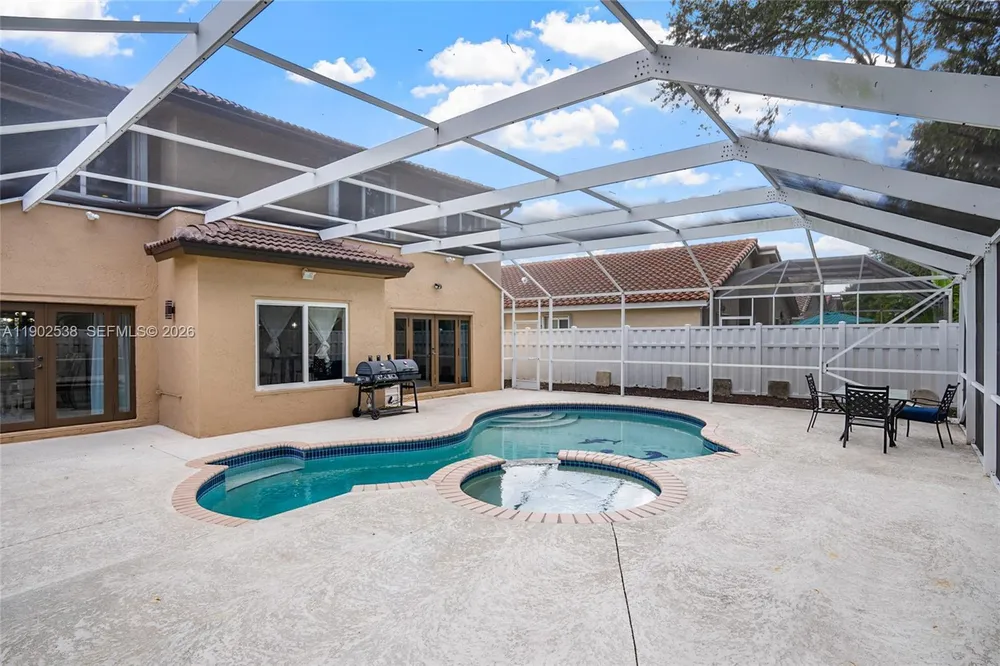 2261 NW 139th Ave, Sunrise, FL 33323