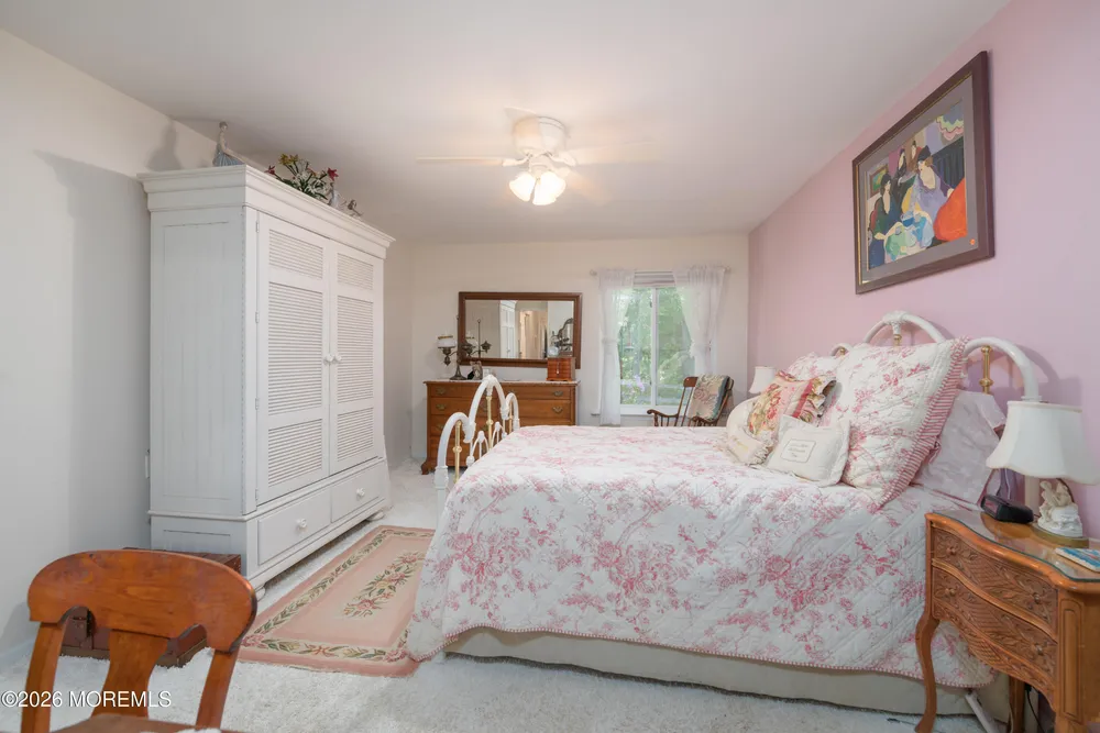 14 Andover Ct, Red Bank, NJ 07701