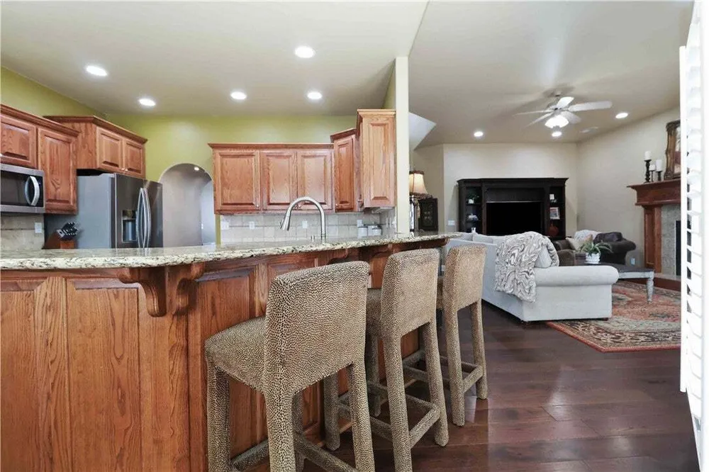 3906 NE Kensington Ave, Bentonville, AR 72712