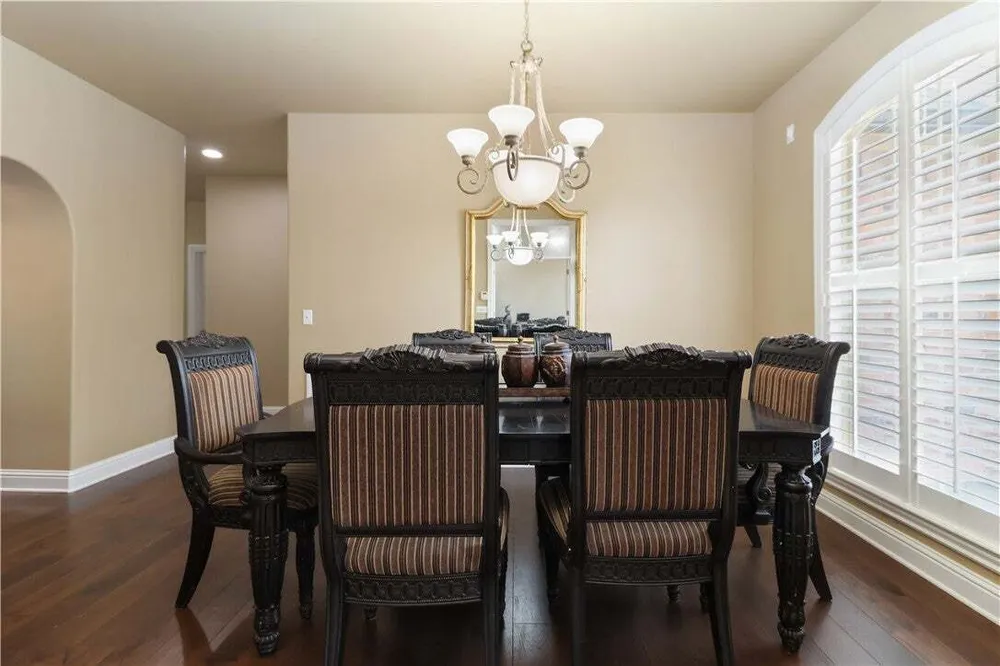 3906 NE Kensington Ave, Bentonville, AR 72712