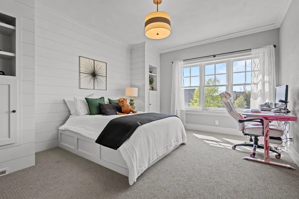 2427 E Highpond Crossing, Appleton, WI 54913