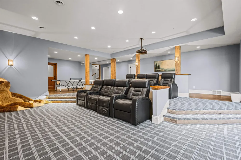 2427 E Highpond Crossing, Appleton, WI 54913